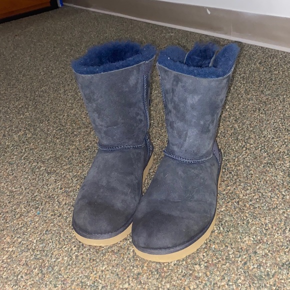 Blue Bow Tie Ugg’s - Picture 2 of 3